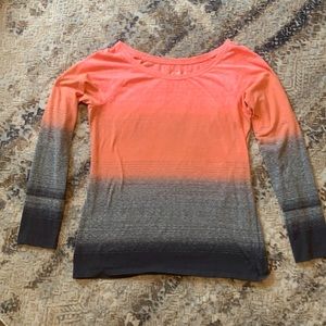 American Eagle XL light weight long sleeve
